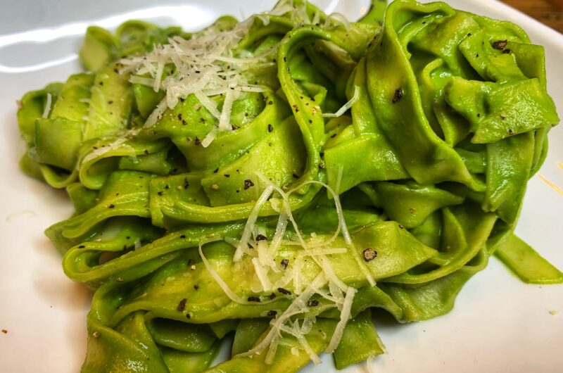 Easy and Nutritious Spinach Pesto Pasta