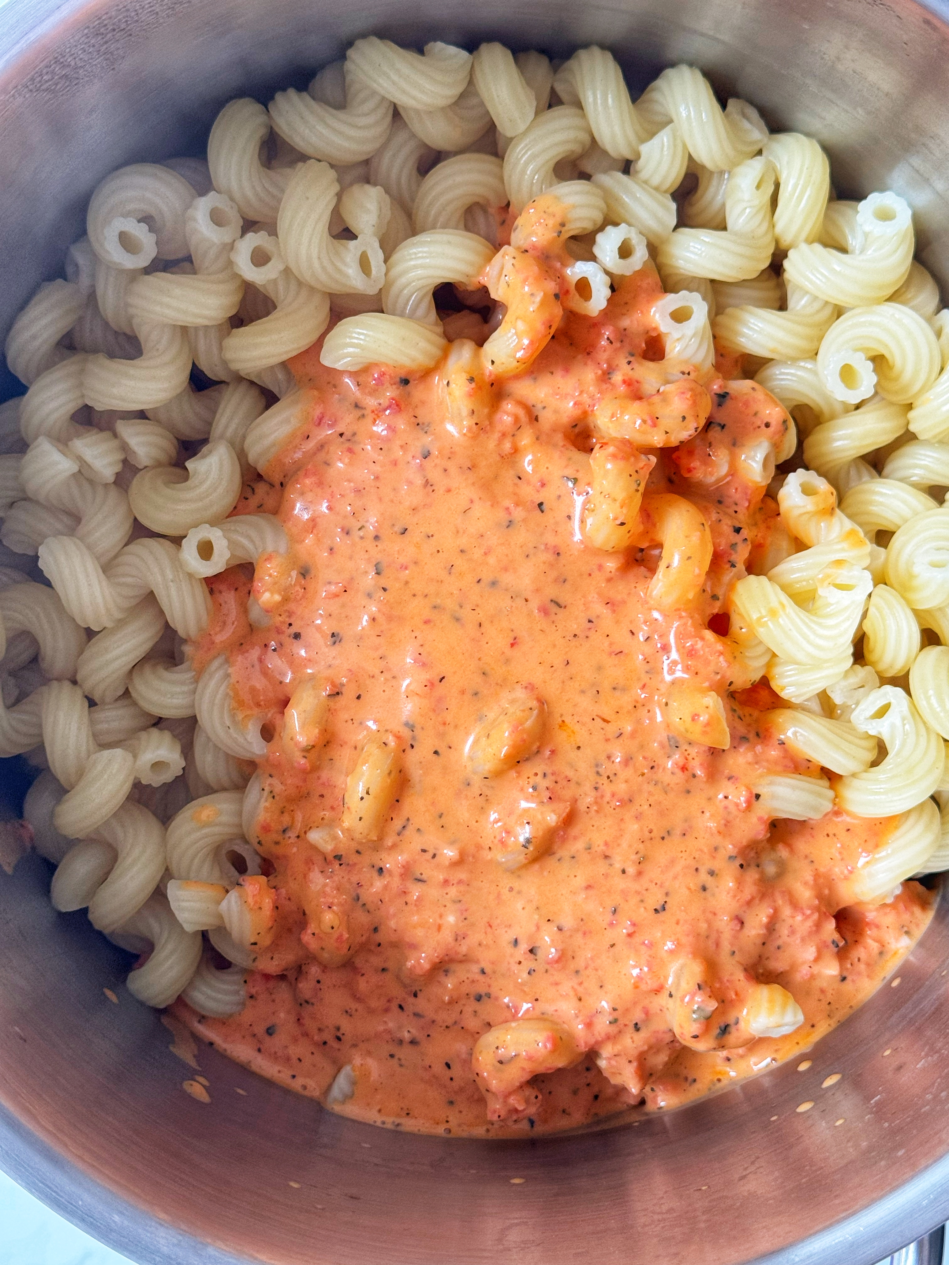 High protein roasted red pepper and ricotta cheese pasta 